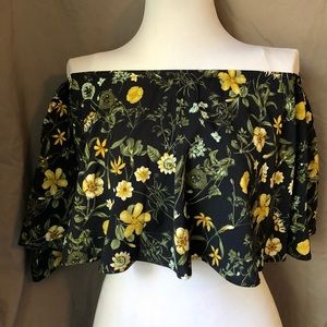 Floral Off the shoulder crop top
